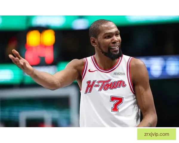 杜兰特坦言不解被对手连得十五分必须提升罚球命中率 杜兰特坦言不解被对手连得十五分必须提升罚球命中率